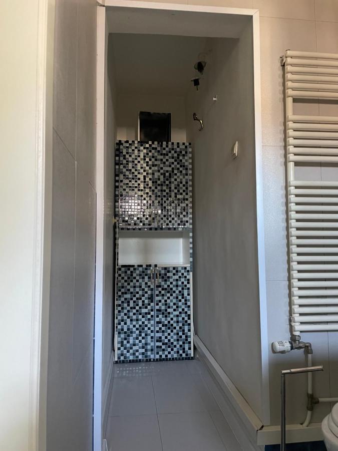شقة غالات  في Apartament Cu 3 Dormitoare Jolie.M المظهر الخارجي الصورة
