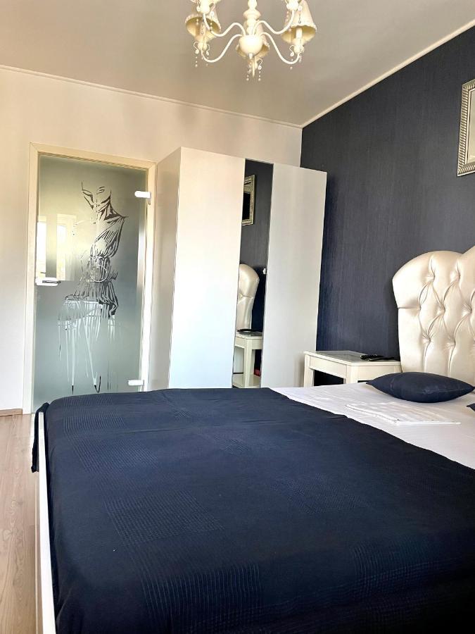 شقة غالات  في Apartament Cu 3 Dormitoare Jolie.M المظهر الخارجي الصورة
