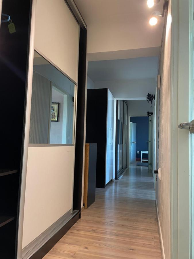 شقة غالات  في Apartament Cu 3 Dormitoare Jolie.M المظهر الخارجي الصورة